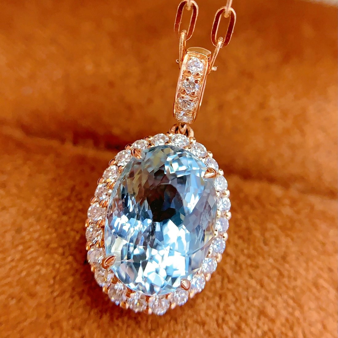 14k Gold 3.1 Ct Natural Aquamarine & Diamond Pendant( Without Chain ) - 4