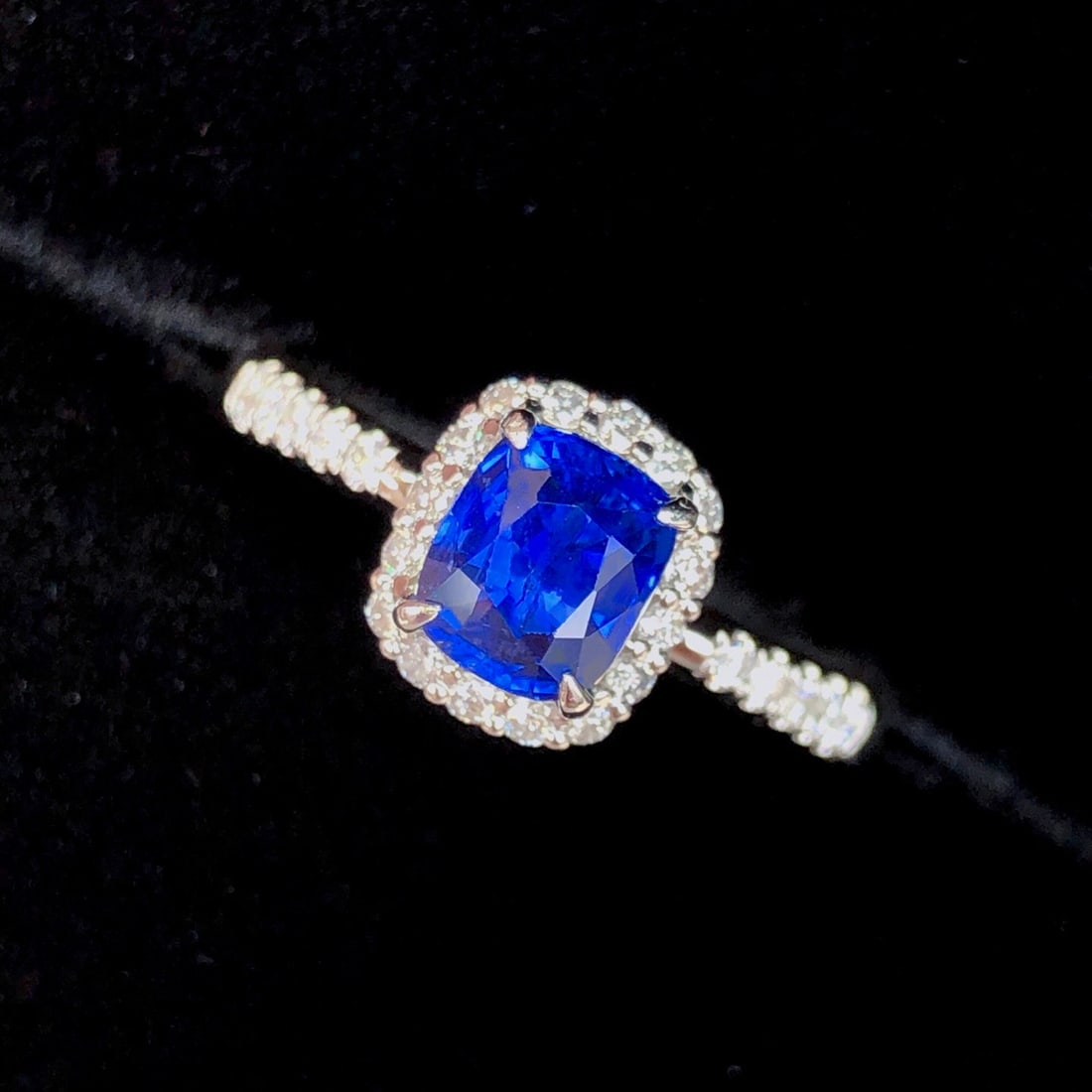 14k Gold 1.59 Ctw Natural Sapphire & Diamond Ring - 5