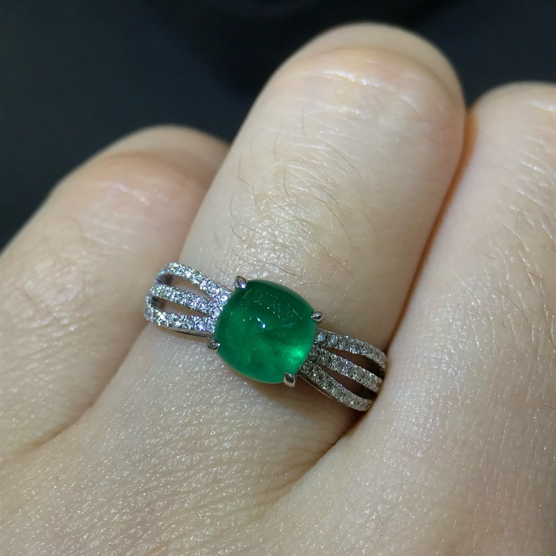 14k Gold 1.98 Ctw Vivid Green Natural Emerald & Diamond Ring - 5