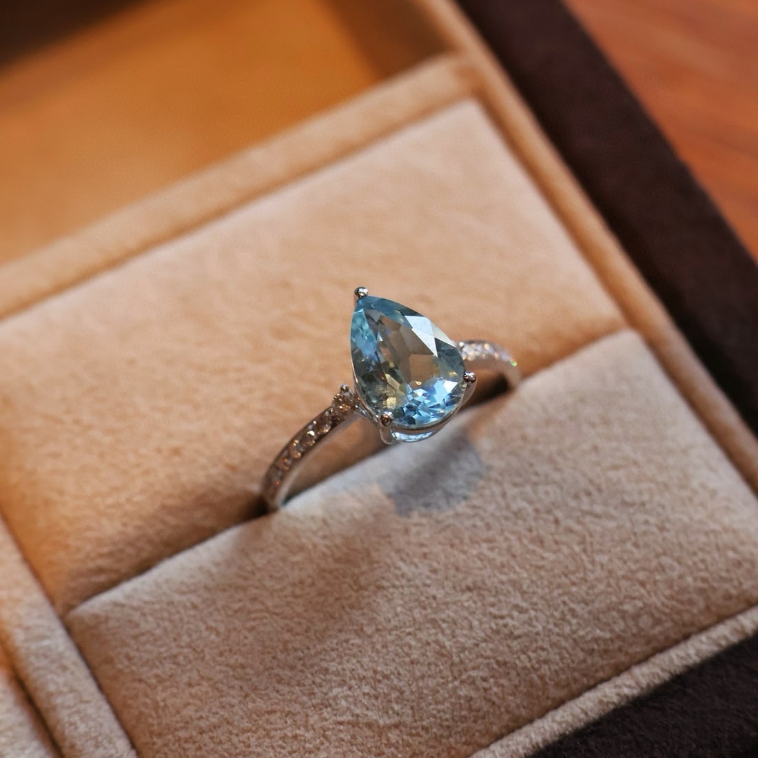 14k Gold 1.6 Ct Natural Aquamarine & Diamond Ring - 2