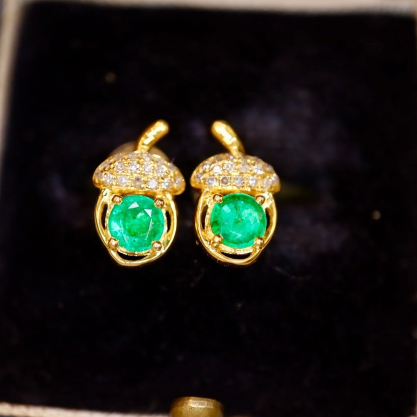 14k Gold 0.38 Ctw Vivid Green Natural Emerald & Diamond Earrings - 5