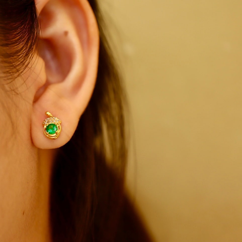 14k Gold 0.38 Ctw Vivid Green Natural Emerald & Diamond Earrings - 6
