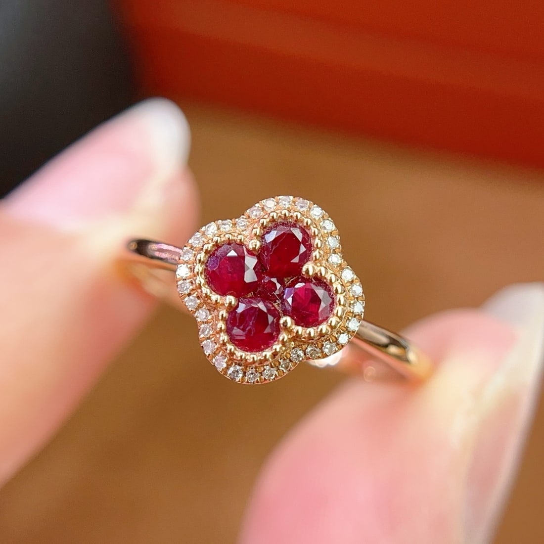 14k Gold 0.80 Ct Natural Ruby & Diamond Ring: Ref:231096145 // gold content:14k gold // ring size:7. 25us // // main gemstone:ruby // shape:round // carat weight:0. 80ct // color:red // treatment:natural // cut grade:g // // adjacent gemstone 2