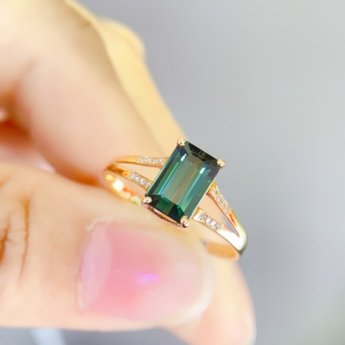 14k Gold 2.2 Ct Natural Tourmaline & Diamond Ring - 4