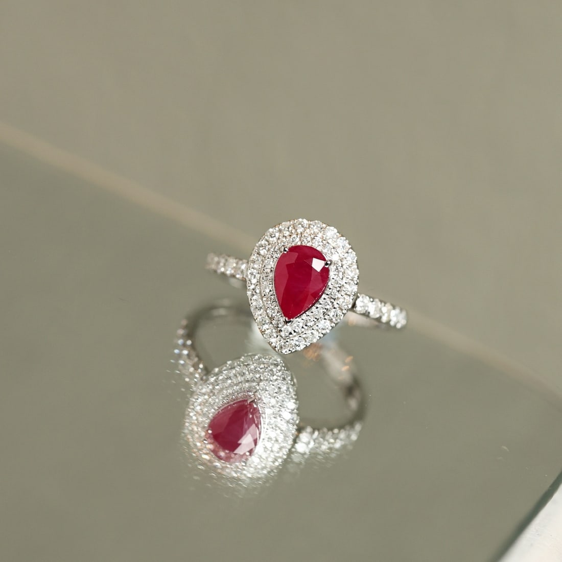 14k Gold 1.66 Ctw Natural Ruby & Diamond Ring - 5