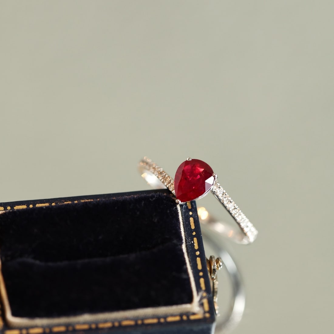 14k Gold 1.18 Ctw Natural Ruby & Diamond Ring - 3
