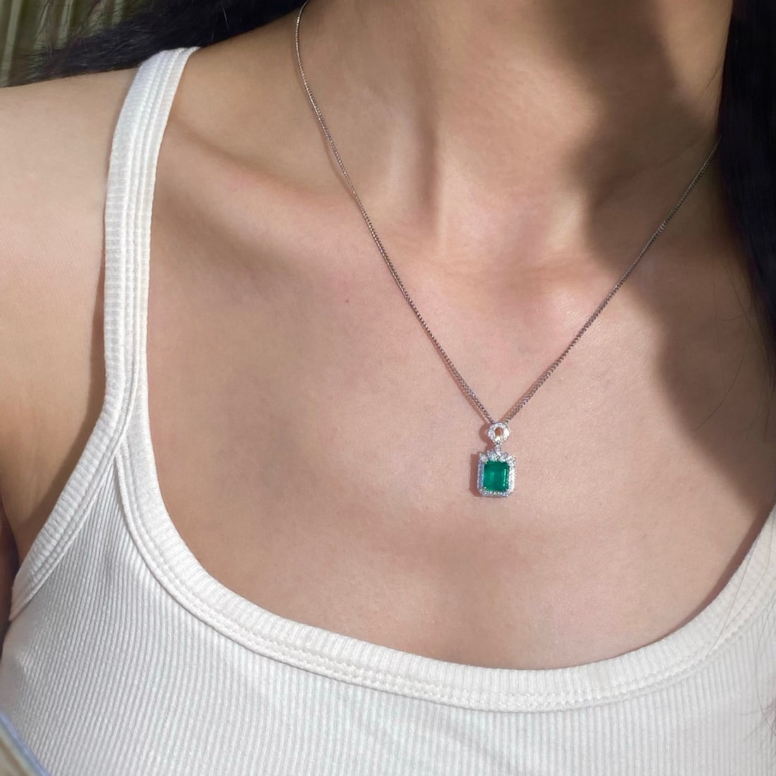 14k Gold 2.00 Ctw Natural Emerald & Diamond Pendant( Without Chain ) - 8