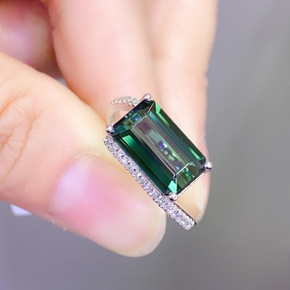 14k Gold 3.2 Ct Natural Tourmaline & Diamond Ring - 3