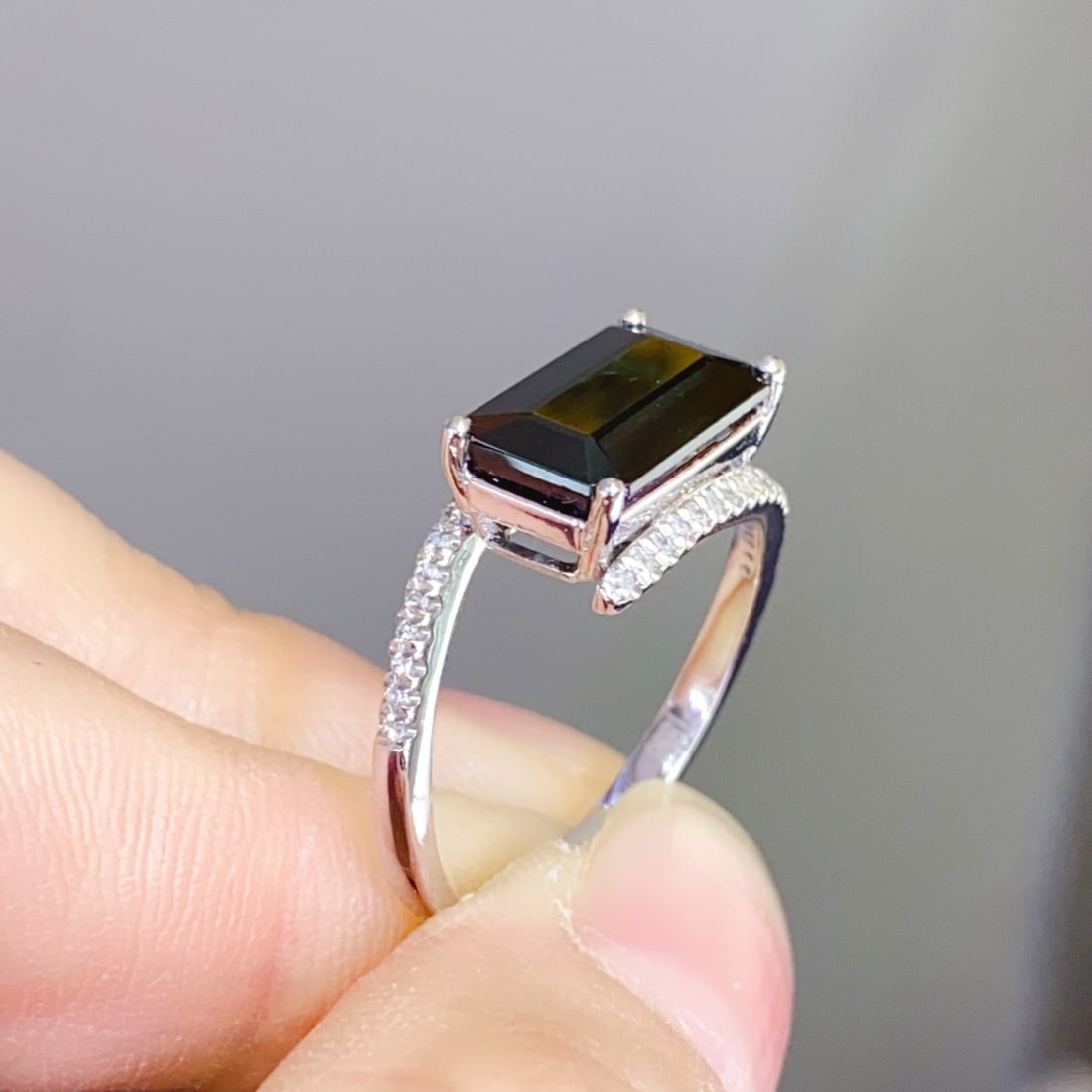 14k Gold 3.2 Ct Natural Tourmaline & Diamond Ring - 6