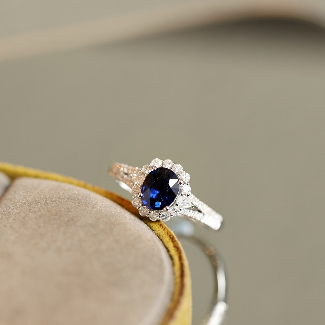 14k Gold 1.54 Ctw Natural Sapphire & Diamond Ring - 2