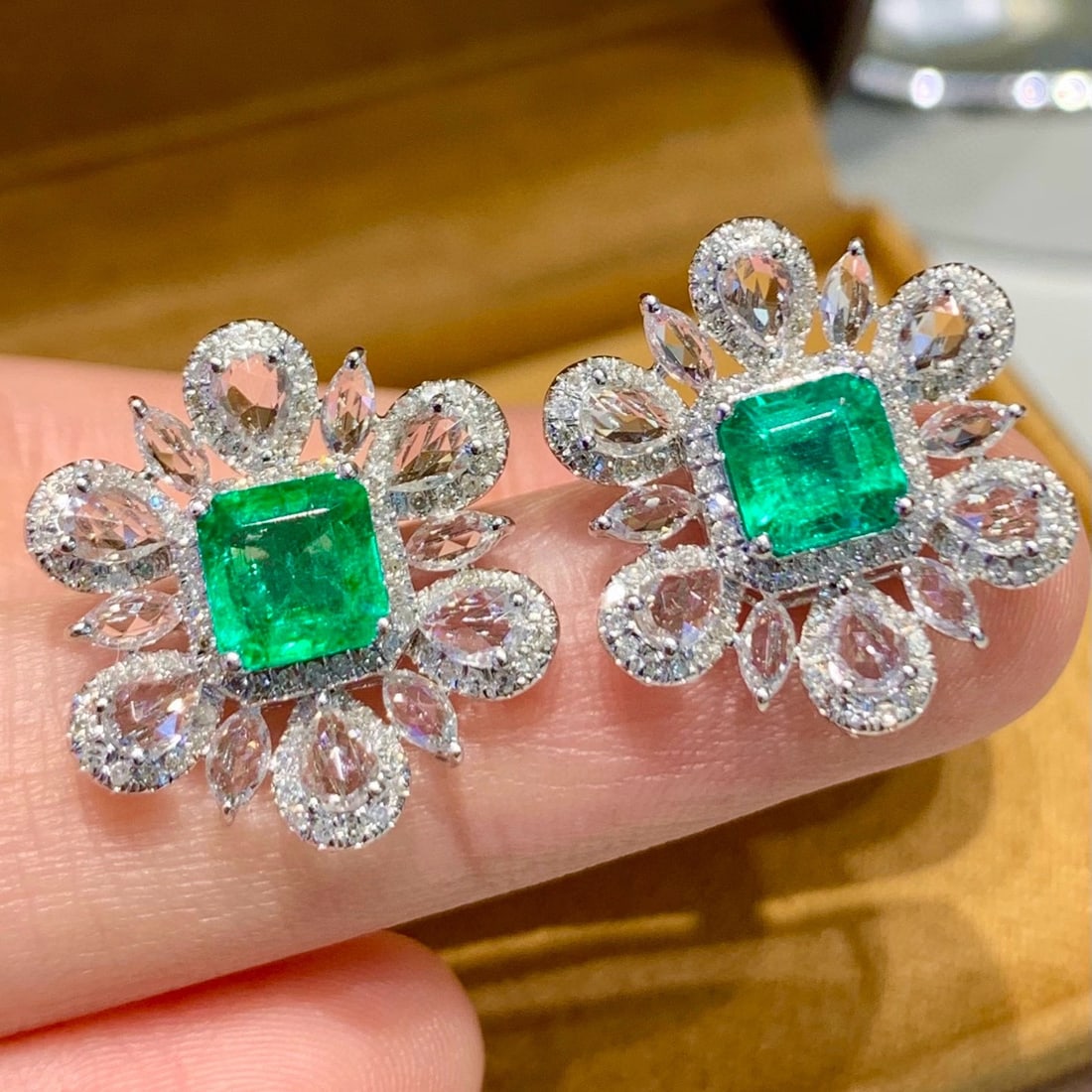 14k Gold 1.6 Ct Vivid Green Natural Emerald & Diamond & Sapphire Earrings - 2