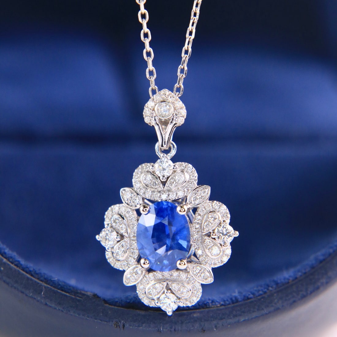 14k Gold 2.04 Ctw Natural Sapphire & Diamond Necklace - 2