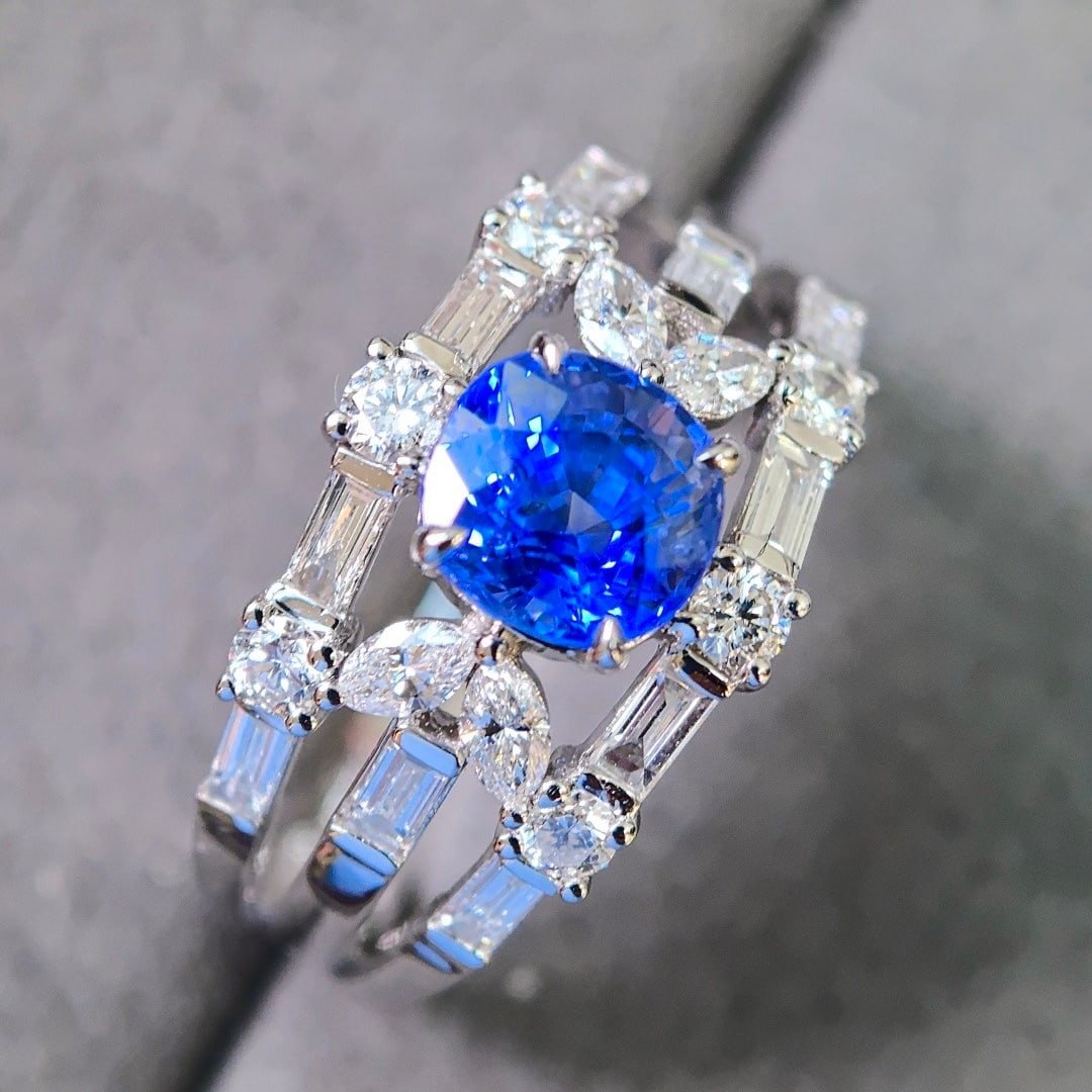 14k Gold 2.83 Ctw Natural Sapphire & Diamond Ring - 6