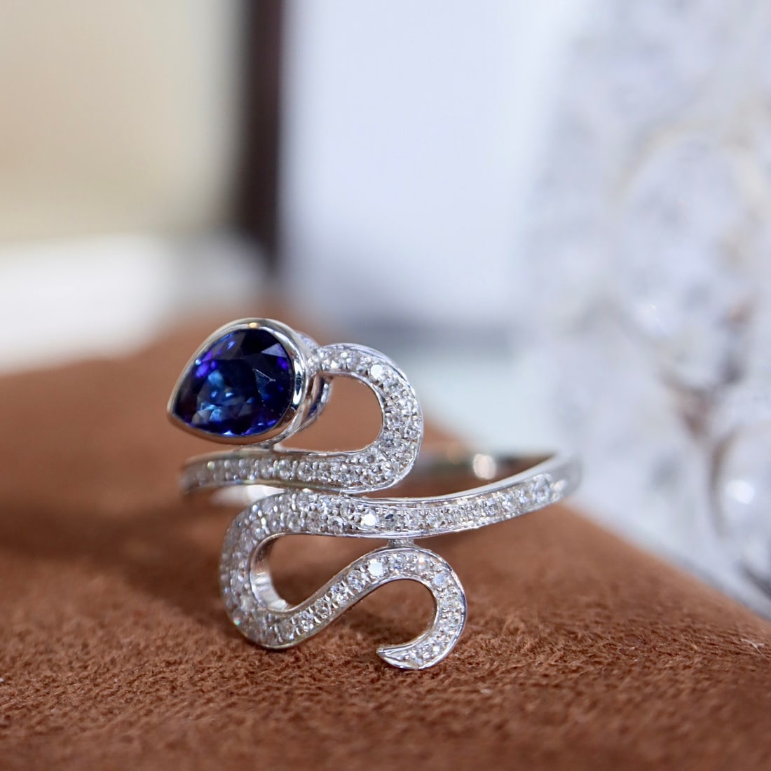 14k Gold 1.24 Ctw Natural Sapphire & Diamond Ring - 3