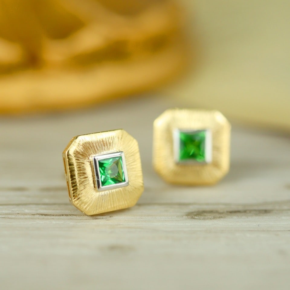 14k Gold 0.50 Ct Natural Tsavorite Earrings - 4