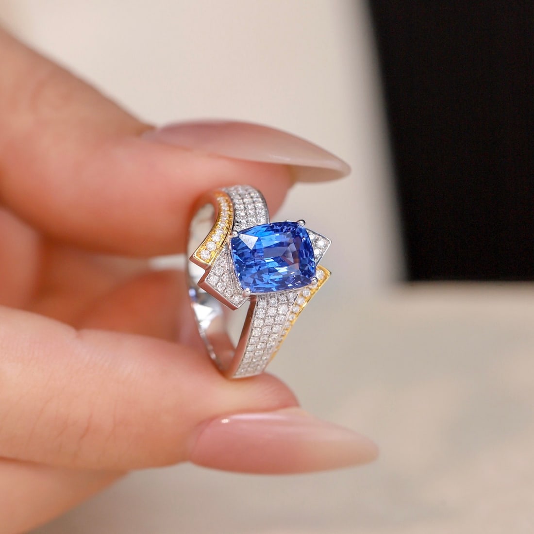 14k Gold 3.51 Ctw Natural Sapphire & Diamond Ring - 6