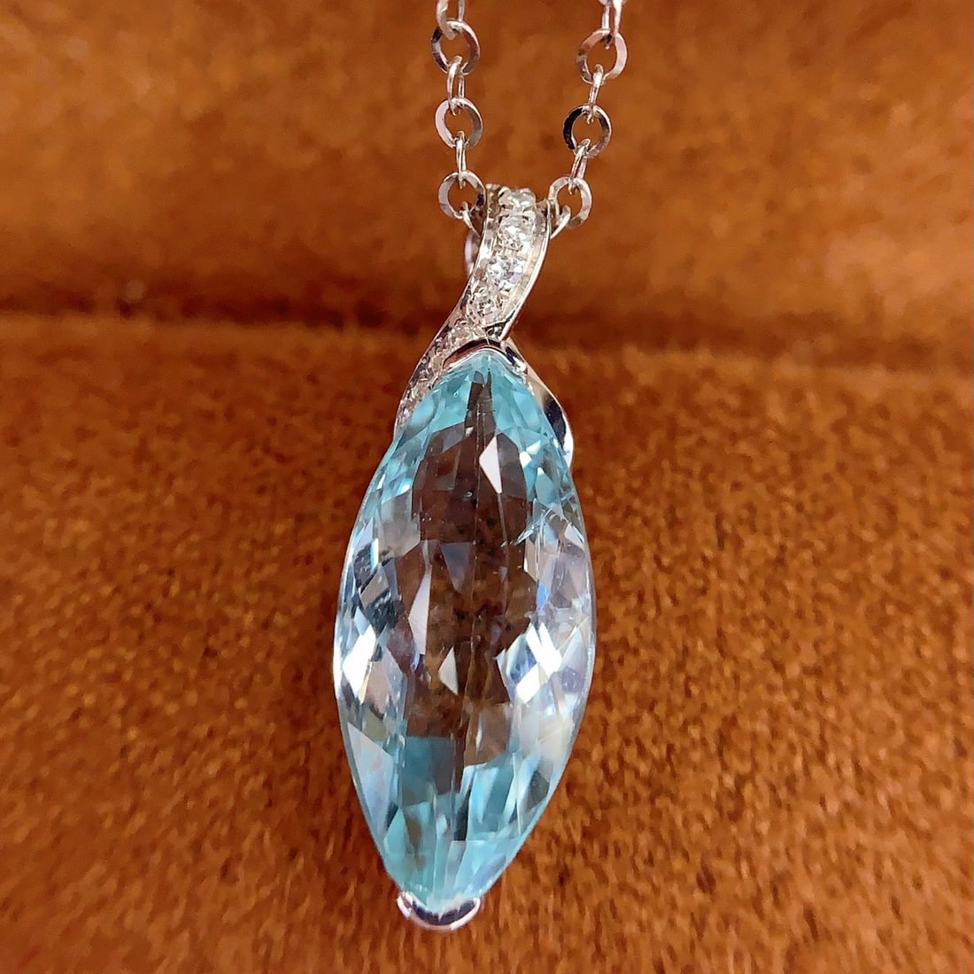 14k Gold 3.2 Ct Natural Aquamarine & Diamond Pendant( Without Chain ) - 2
