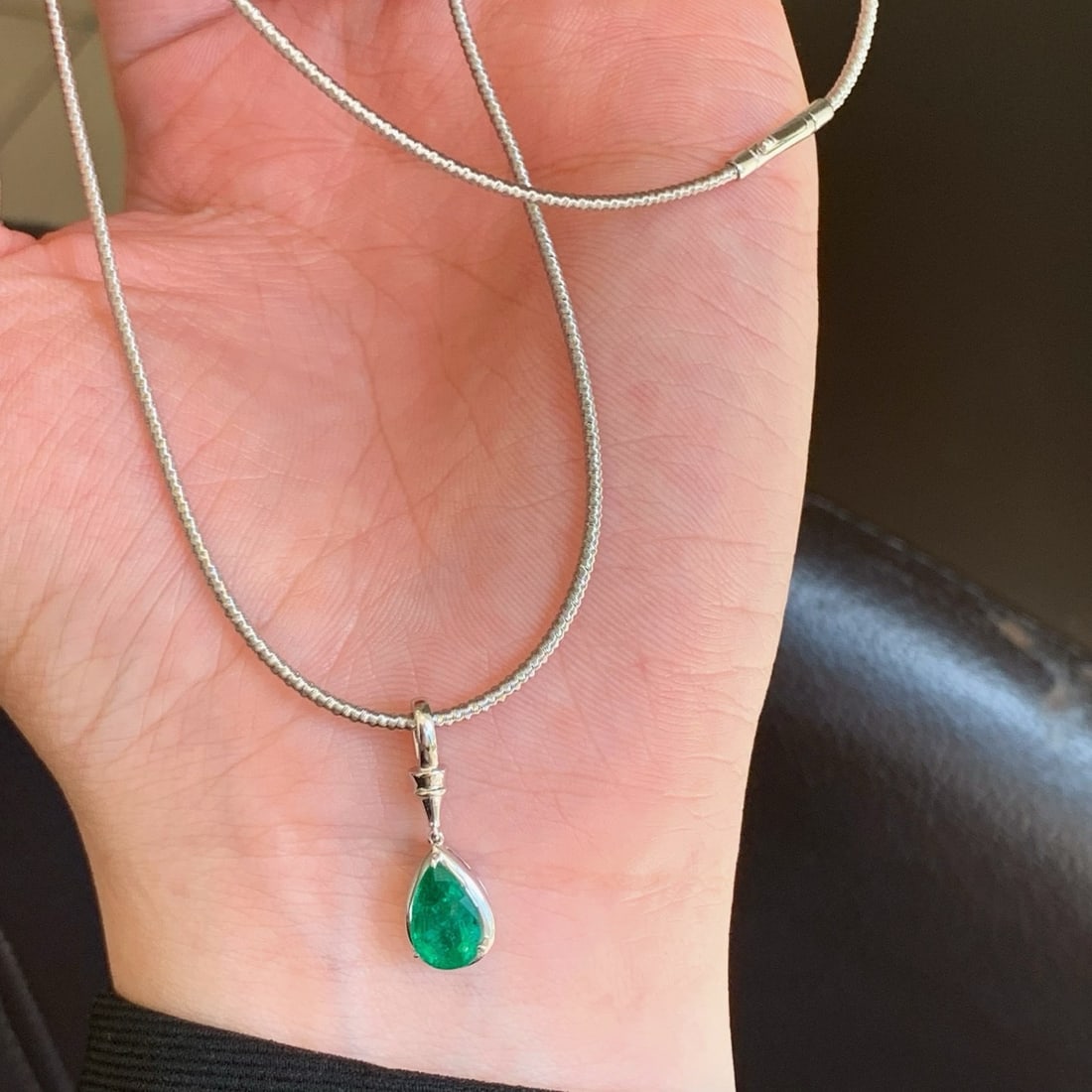 14k Gold 1.18 Ct Natural Emerald Necklace - 6