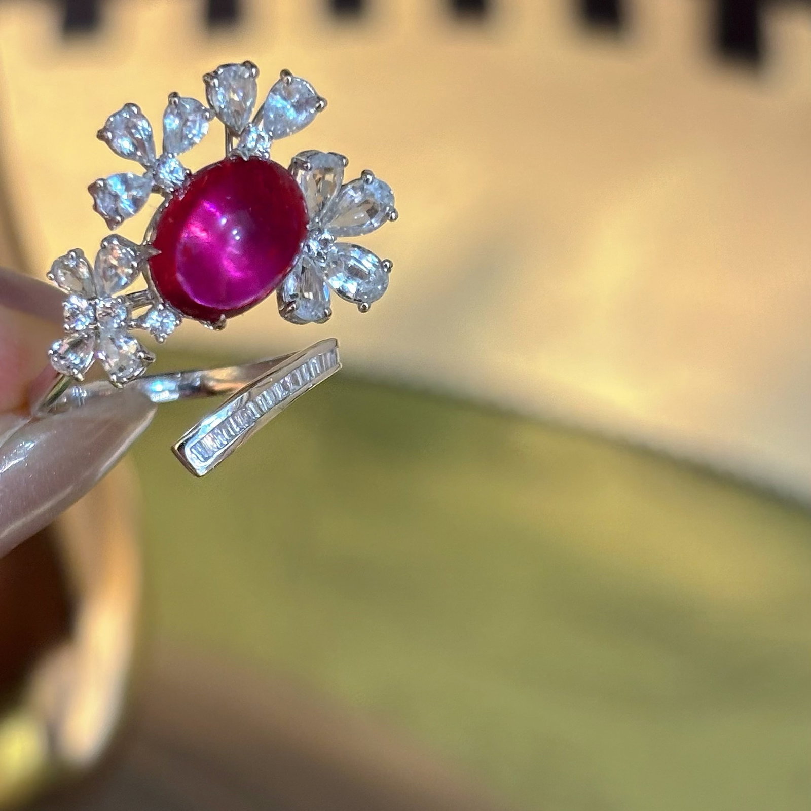 14k Gold 3.5 Ct Natural Tourmaline & Diamond & Sapphire Ring - 4