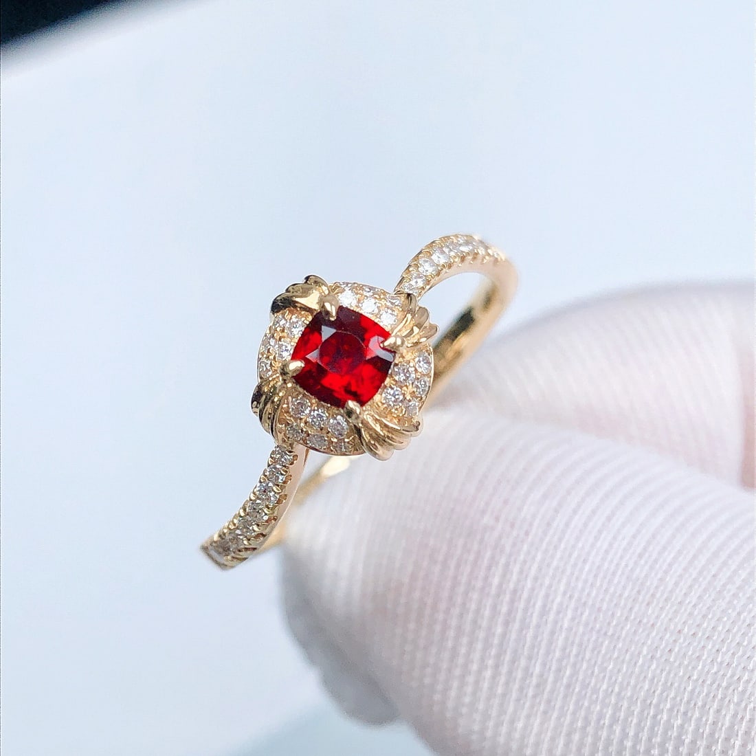 14k Gold 0.45 Ctw Natural Ruby & Diamond Ring - 3