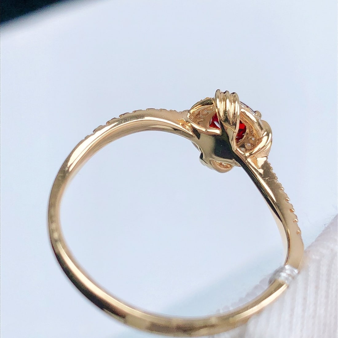 14k Gold 0.45 Ctw Natural Ruby & Diamond Ring - 4
