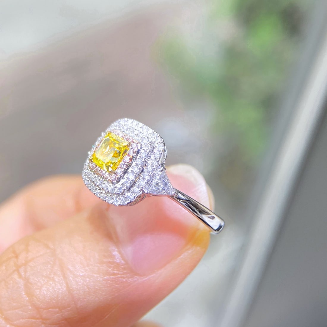 Gia Certified 14k Gold 0.94 Ctw Natural Yellow Diamond & Diamond Ring - 2
