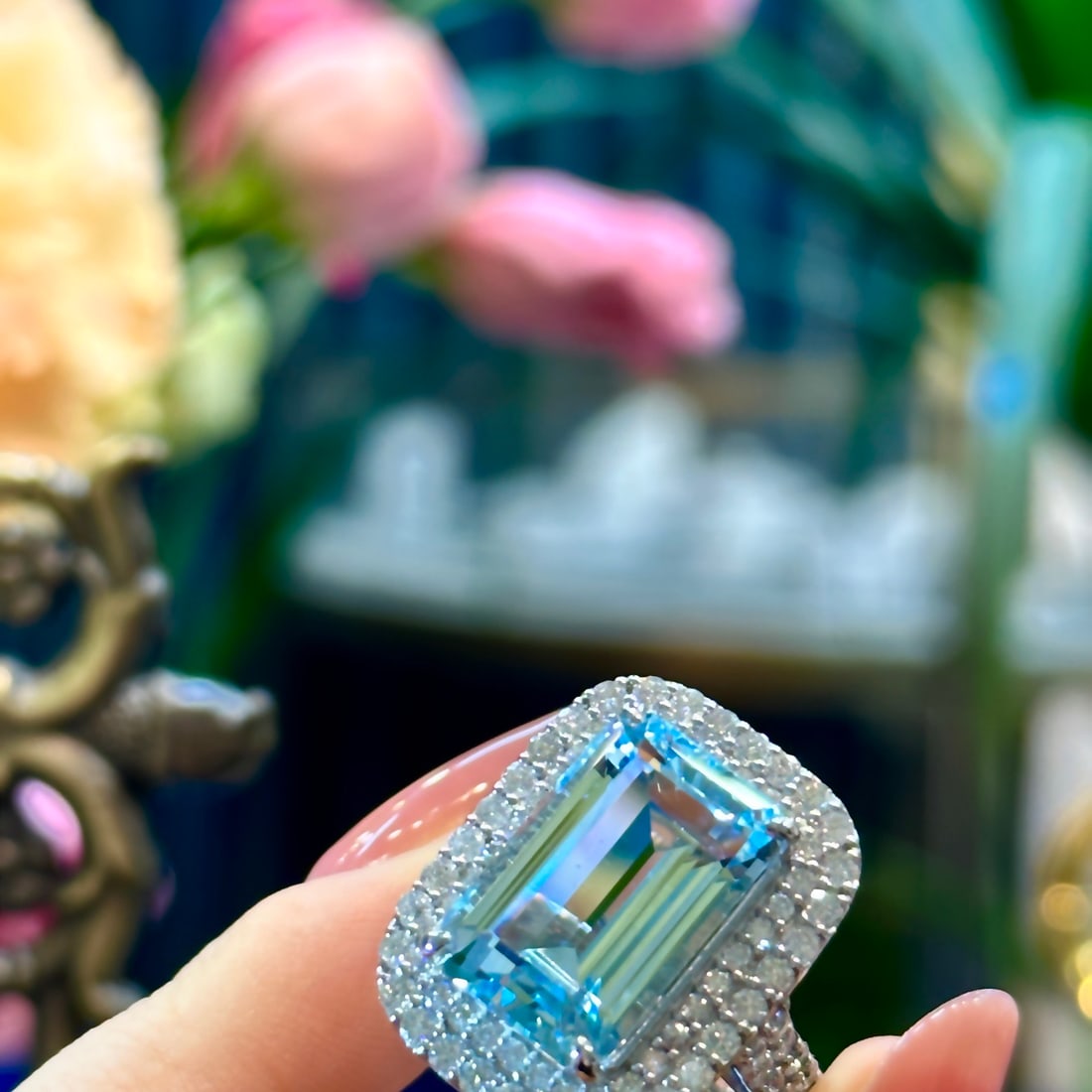 14k Gold 11.71 Ctw Natural Aquamarine & Diamond Ring - 4
