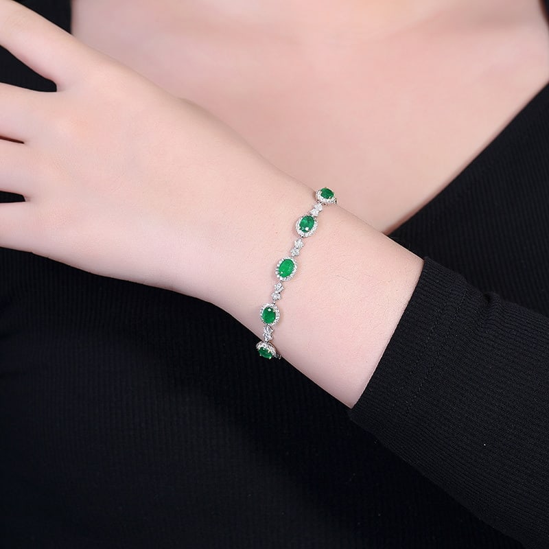 14k Gold 5.22 Ctw Vivid Green Natural Emerald & Diamond Bracelet - 2