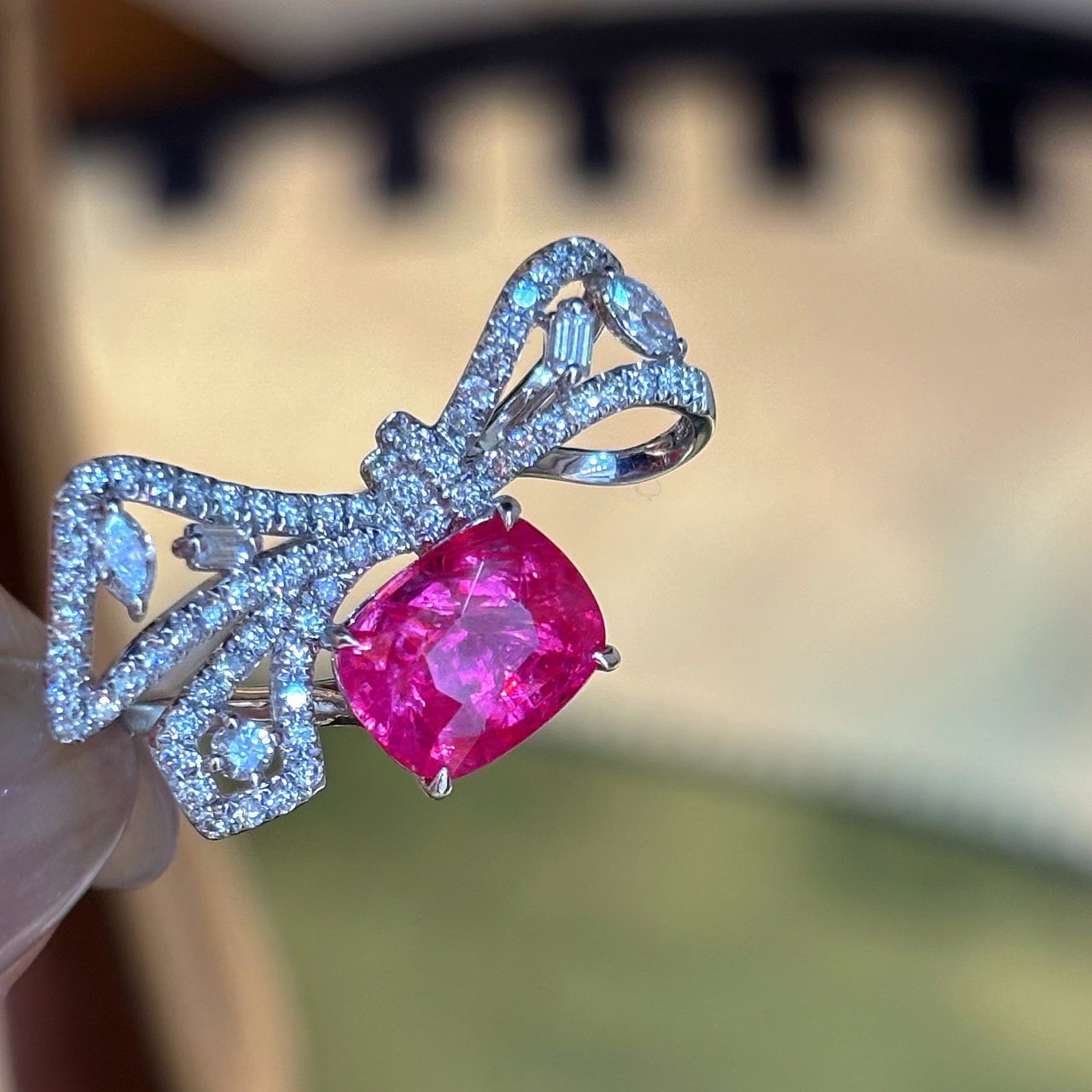 14k Gold 2.4 Ct Natural Spinel & Diamond Ring - 2