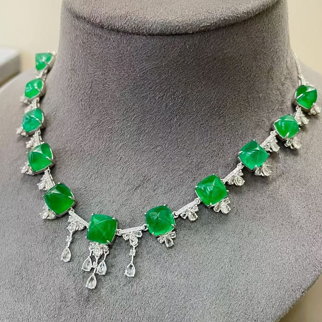 14k Gold 21.4 Ct Vivid Green Natural Emerald & Diamond & Sapphire Necklace - 3