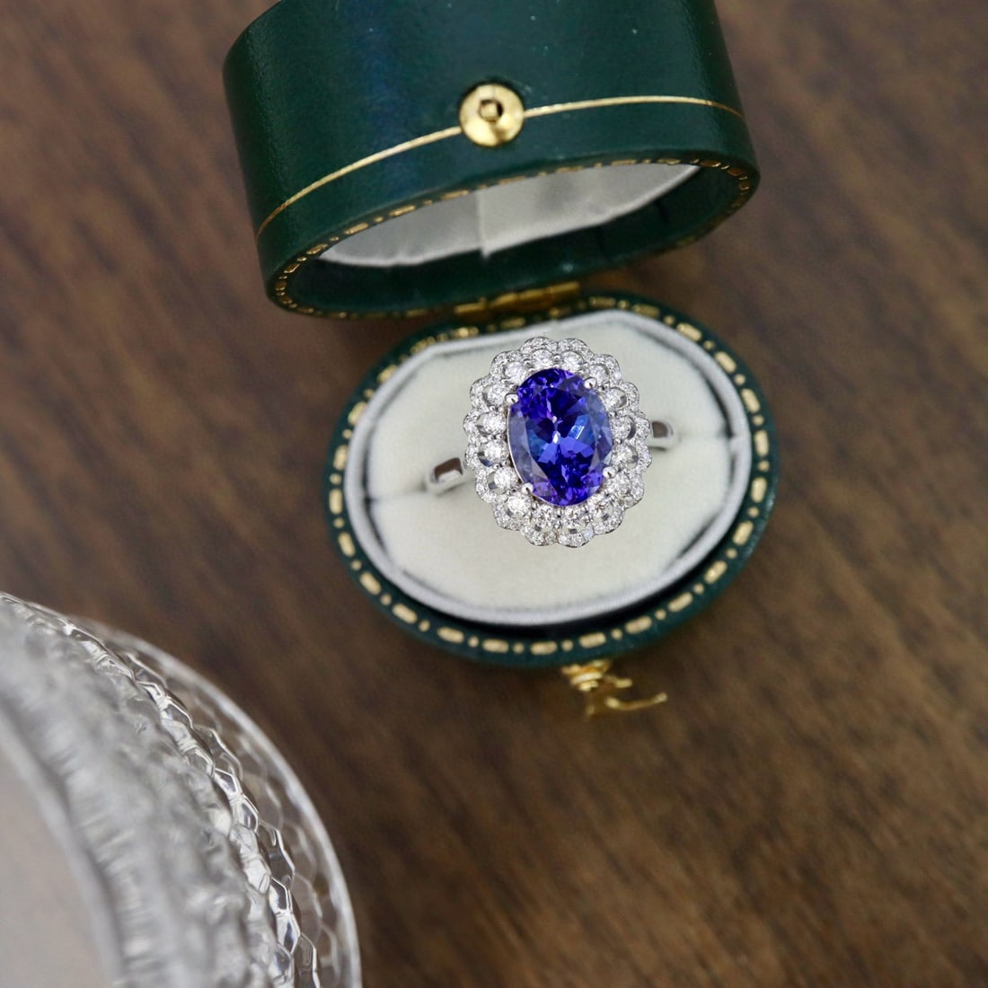 14k Gold 3.35 Ctw Natural Tanzanite & Diamond Ring - 4