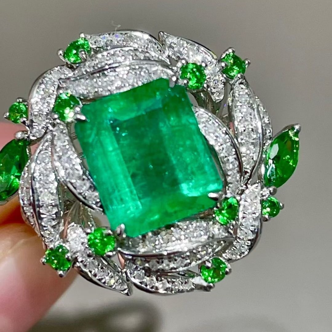 14k Gold 2.98 Ctw Vivid Green Natural Emerald & Diamond Ring - 6