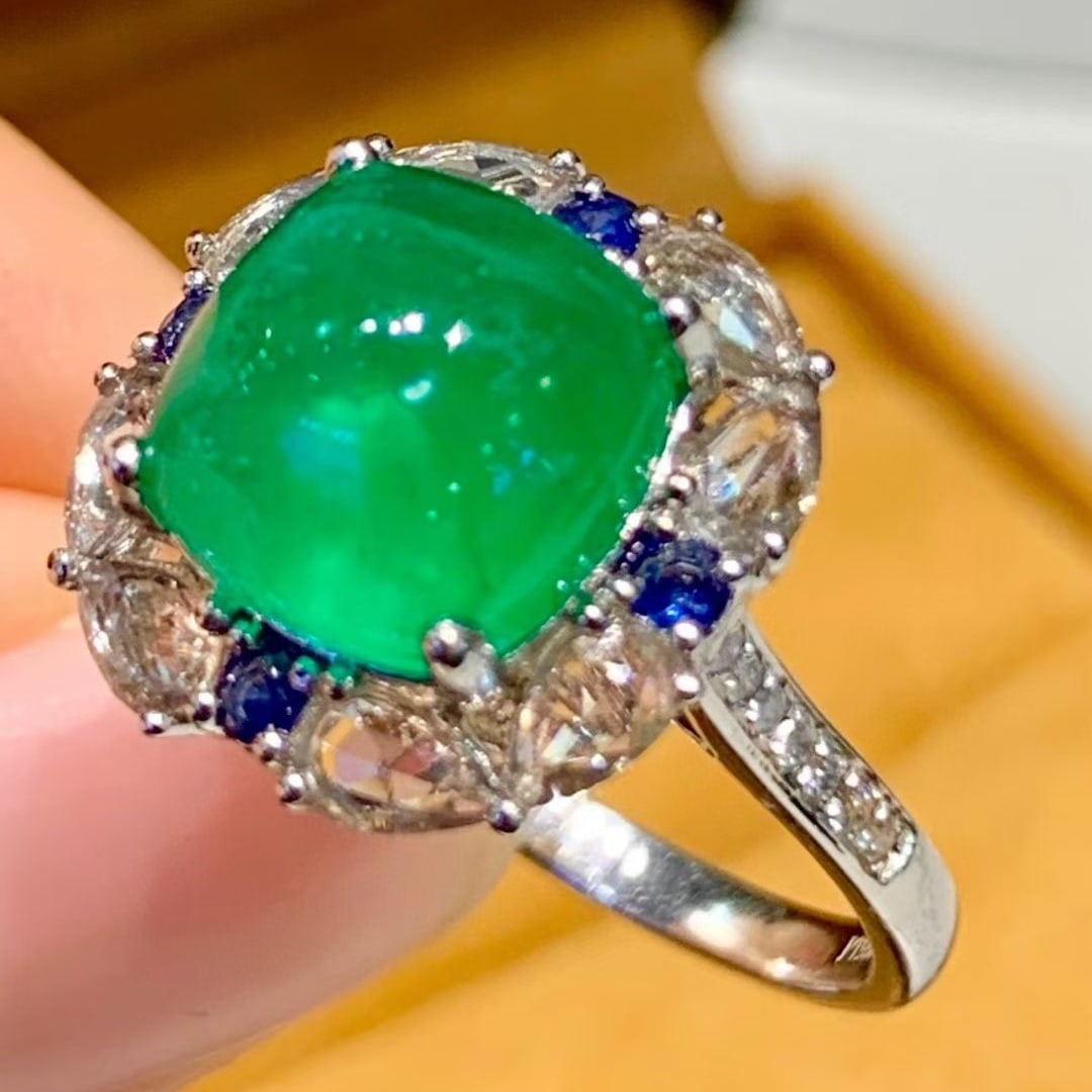 14k Gold 3.6 Ct Natural Emerald & Sapphire & Diamond Ring - 4