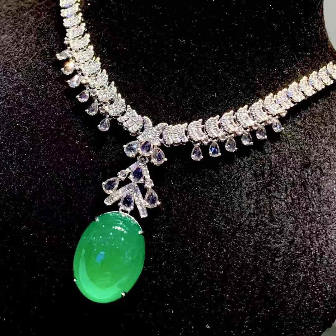 14k Gold 11 Ct Natural Emerald & Diamond & Sapphire Necklace - 5