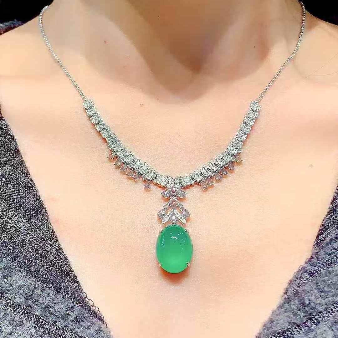 14k Gold 11 Ct Natural Emerald & Diamond & Sapphire Necklace - 6