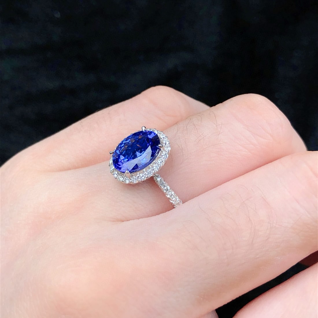 14k Gold 2.84 Ctw Natural Tanzanite & Diamond Ring - 7