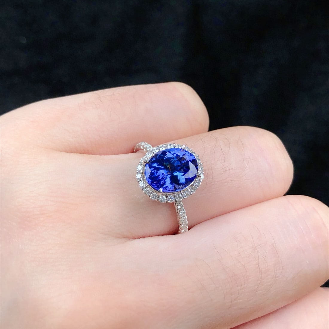 14k Gold 2.84 Ctw Natural Tanzanite & Diamond Ring - 9