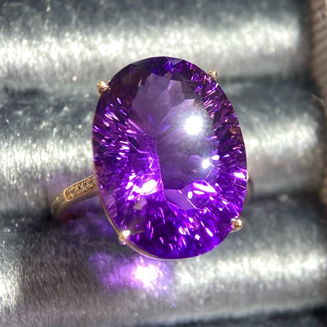 14k Gold 12.25 Ct Natural Amethyst & Diamond Ring - 3