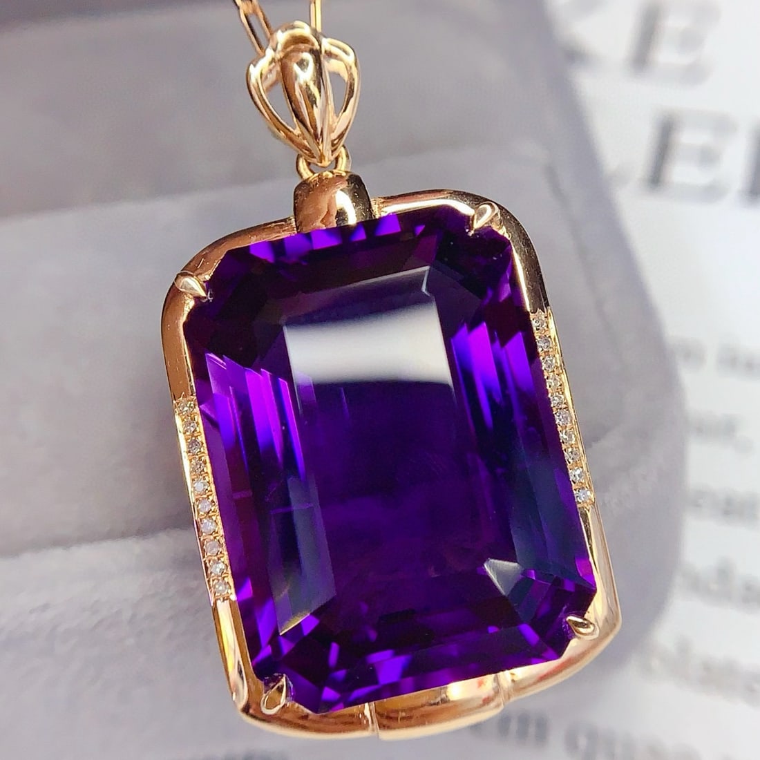 14k Gold 25.4 Ct Natural Amethyst & Diamond Pendant( Without Chain )
