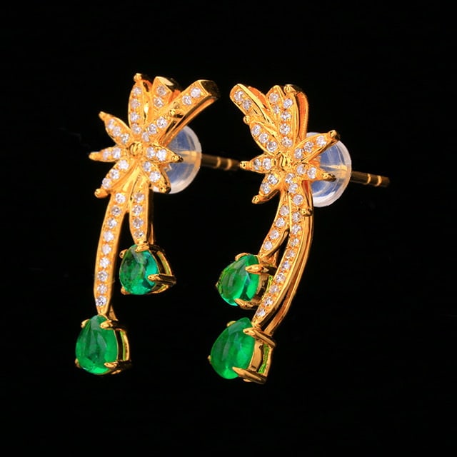 14k Gold 1.07 Ctw Vivid Green Natural Emerald & Diamond Earrings
