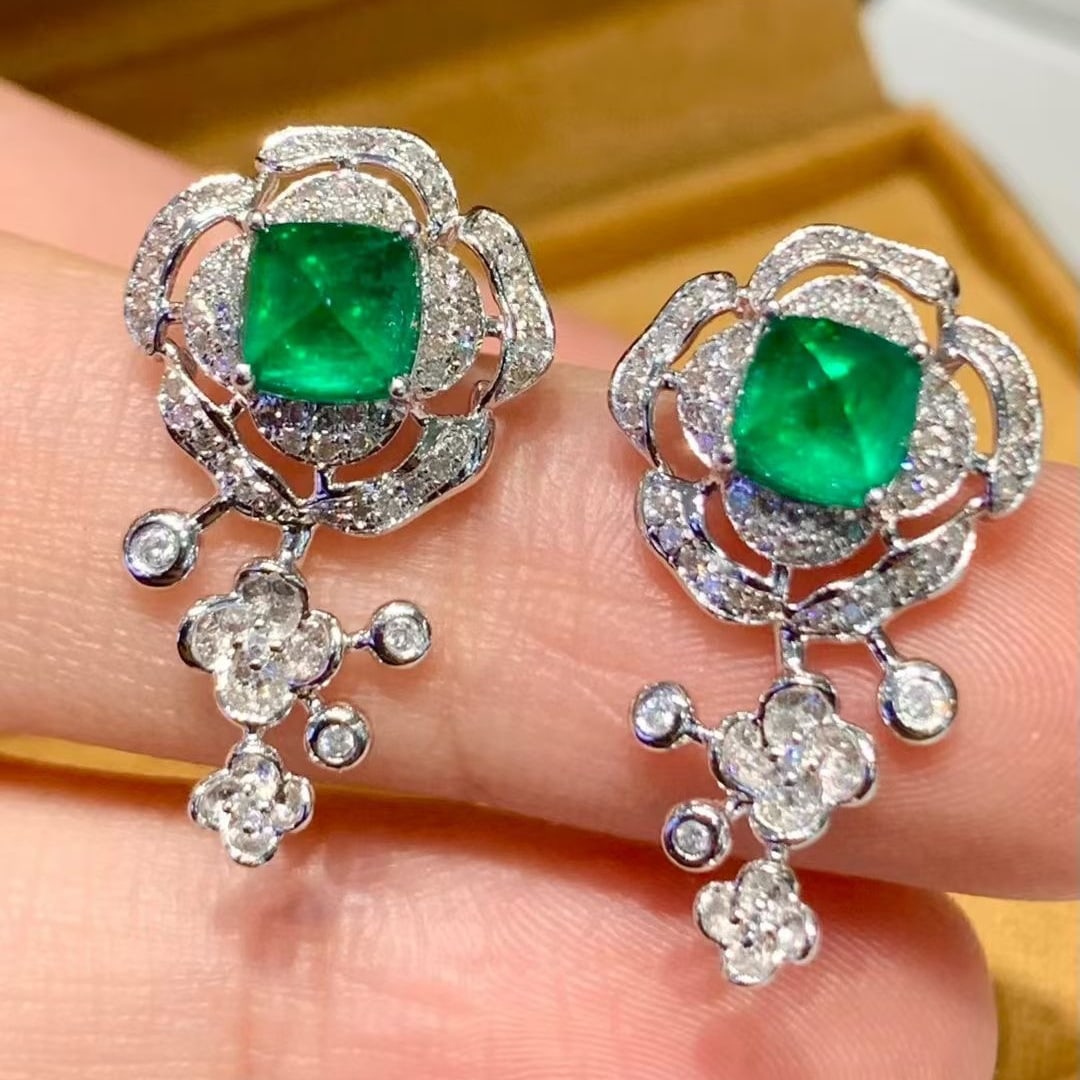 14k Gold 1.6 Ct Vivid Green Natural Emerald & Diamond Earrings - 2