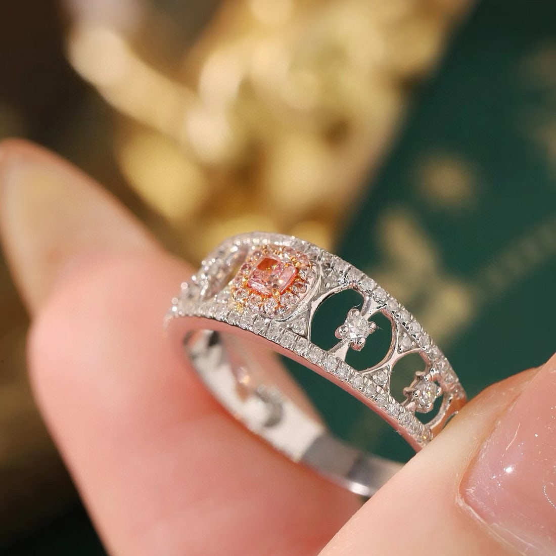 14k Gold 0.45 Ctw Natural Pink Diamond & Diamond Ring