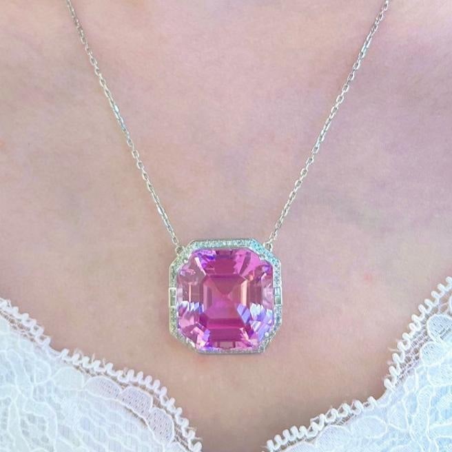 14k Gold 35.31 Ctw Natural Kunzite & Diamond Necklace