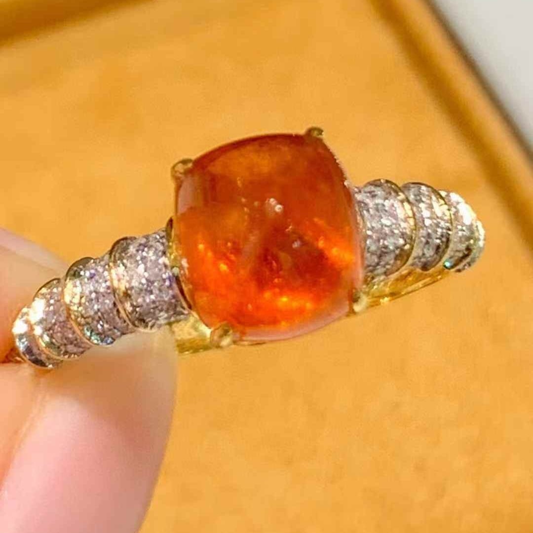 14k Gold 3.6 Ct Natural Spessartine & Diamond Ring: Ref:231097215 // gold content:14k gold // ring size:7. 25us // // main gemstone:spessartine // shape:sugar-loaf // carat weight:3. 6ct // color:orange // treatment:natural // // adjacent gemstone 2 :