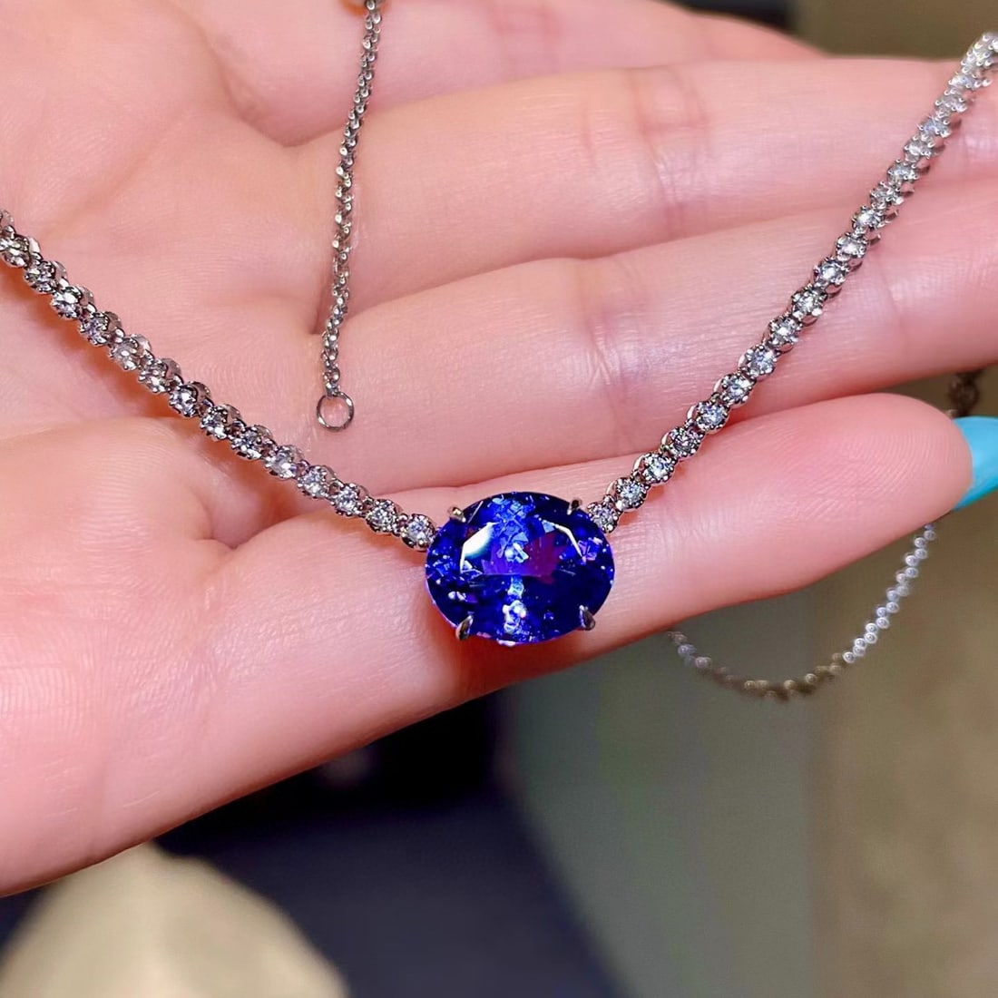 14k Gold 6.94 Ctw Natural Tanzanite & Diamond Necklace - 4