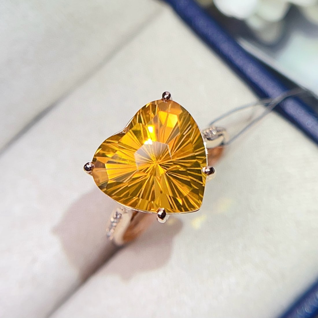 14k Gold 6.60 Ctw Natural Citrine & Diamond Ring - 4