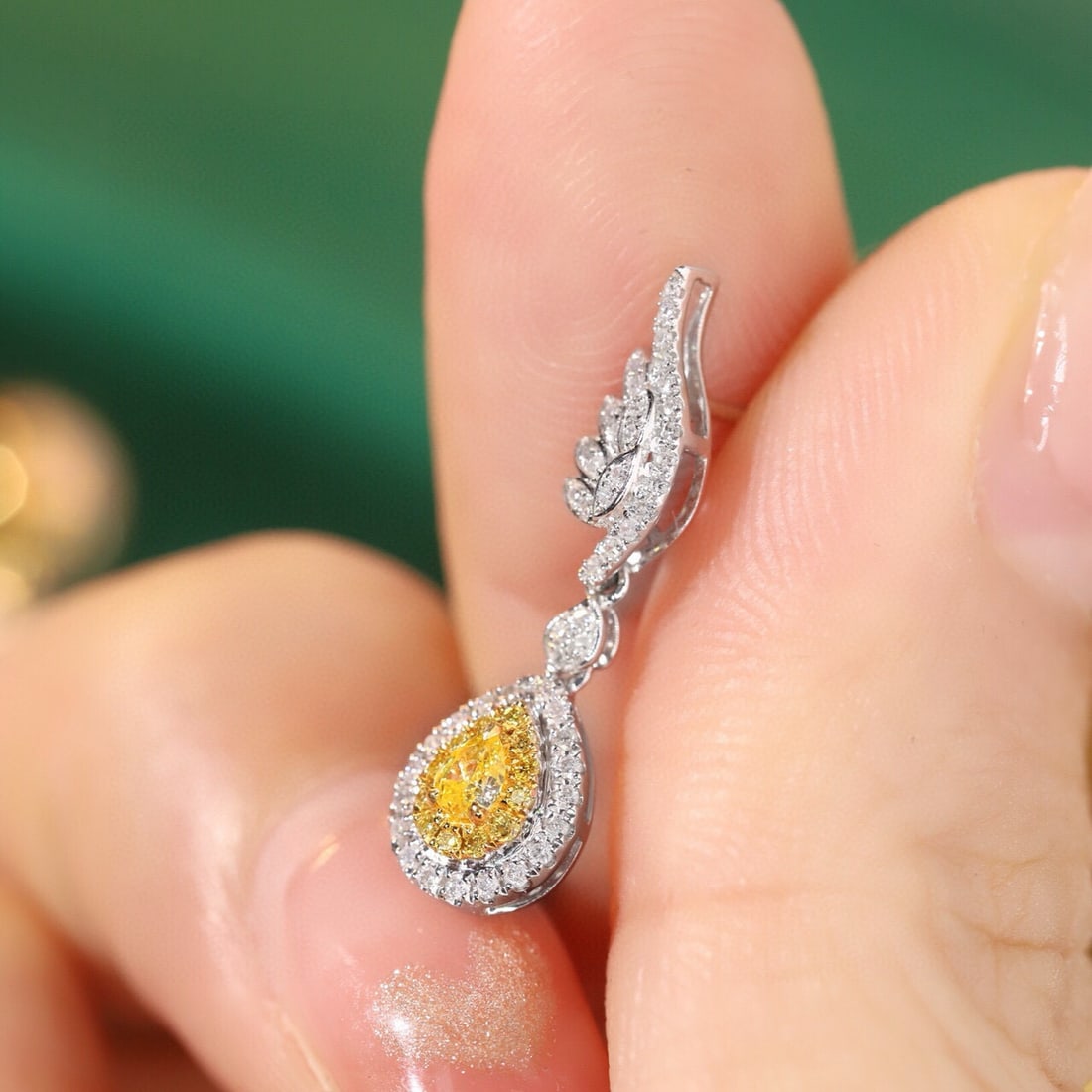 14k Gold 0.60 Ctw Natural Yellow Diamond & Diamond Earrings - 3