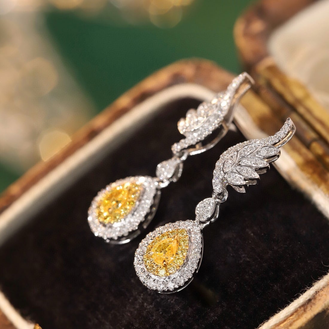 14k Gold 0.60 Ctw Natural Yellow Diamond & Diamond Earrings - 7