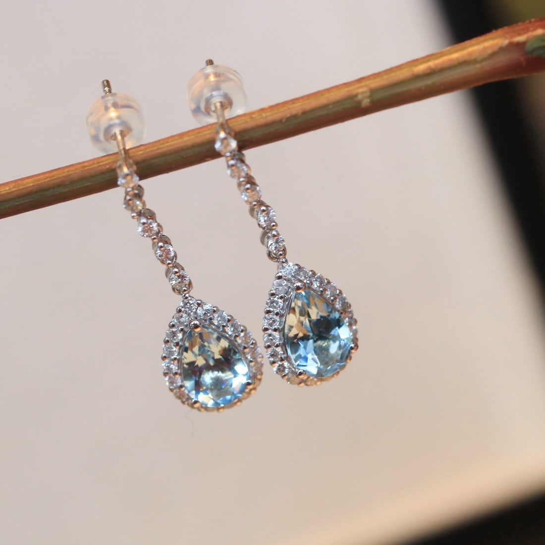 14k Gold 2.08 Ct Natural Aquamarine & Diamond Earrings - 2