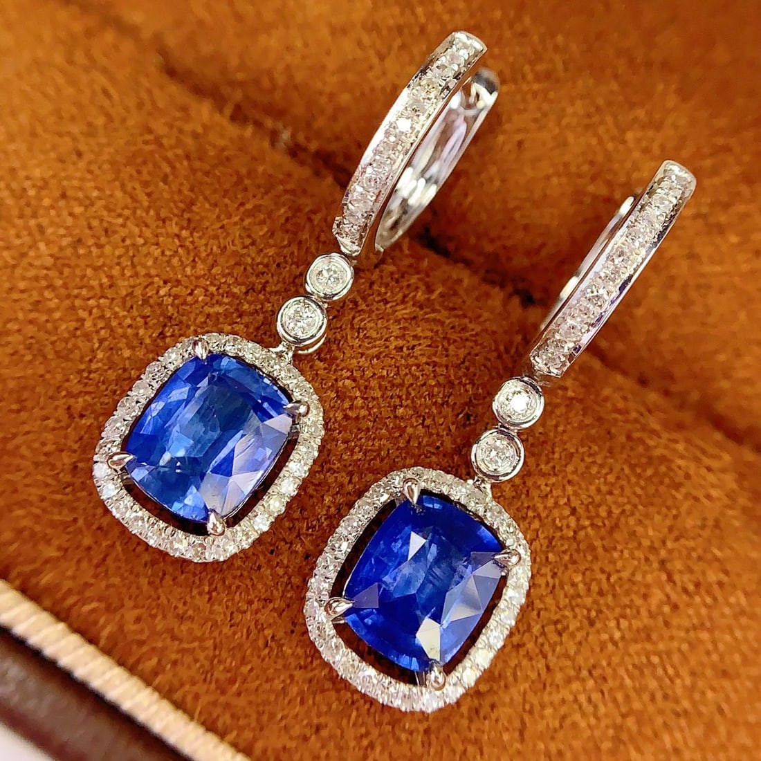 14k Gold 2.6 Ct Natural Sapphire & Diamond Earrings - 3